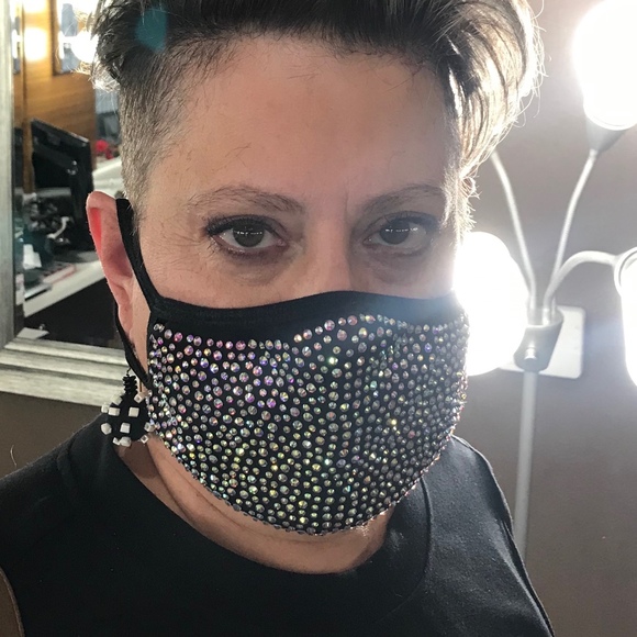 Meet your Posher, Beverly - Picture 2 of 2